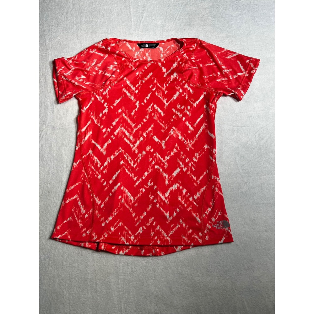 The North Face Womens FlashDry Coral White Chevron Performance T-Shirt Small